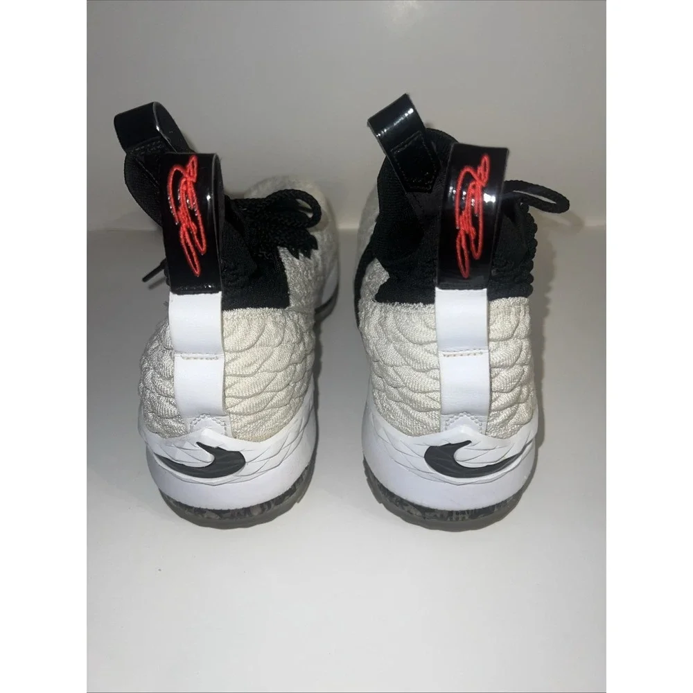 Nike LeBron 15 Graffiti GS 7Y White/Black AQ6176-100 Basketball Retro